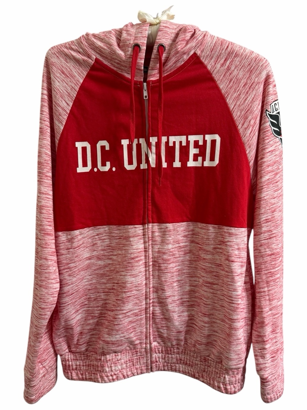 ~D.C. UNITED New Era Red MLS Logo Hoodie. Medium. Measurements in Pictures